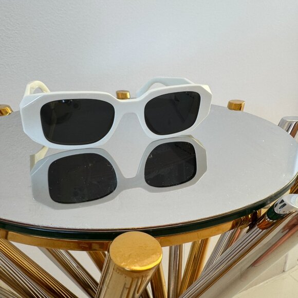Prada white sunglasses - small, new without tags - Picture 7 of 9